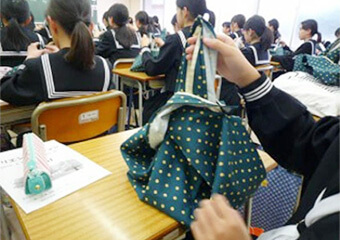 ユニバーサル風呂敷のご活用例